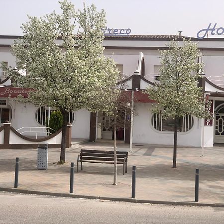 Hostal-Cafe Gutgreco Sonseca Bagian luar foto